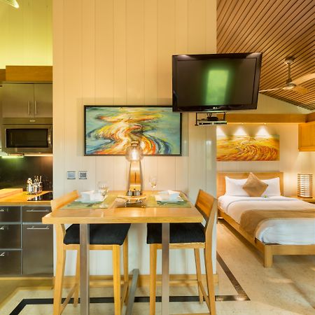One On Marlin Resort (Adults Only) Turtle Cove Exterior photo
