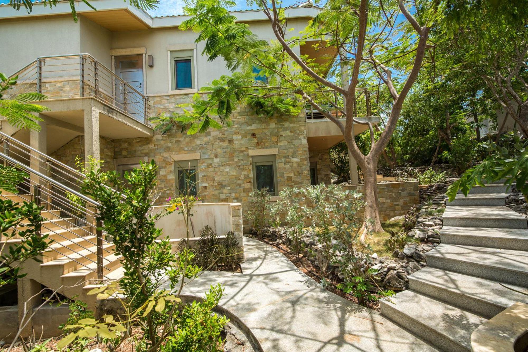 One On Marlin Resort (Adults Only) Turtle Cove Exterior photo