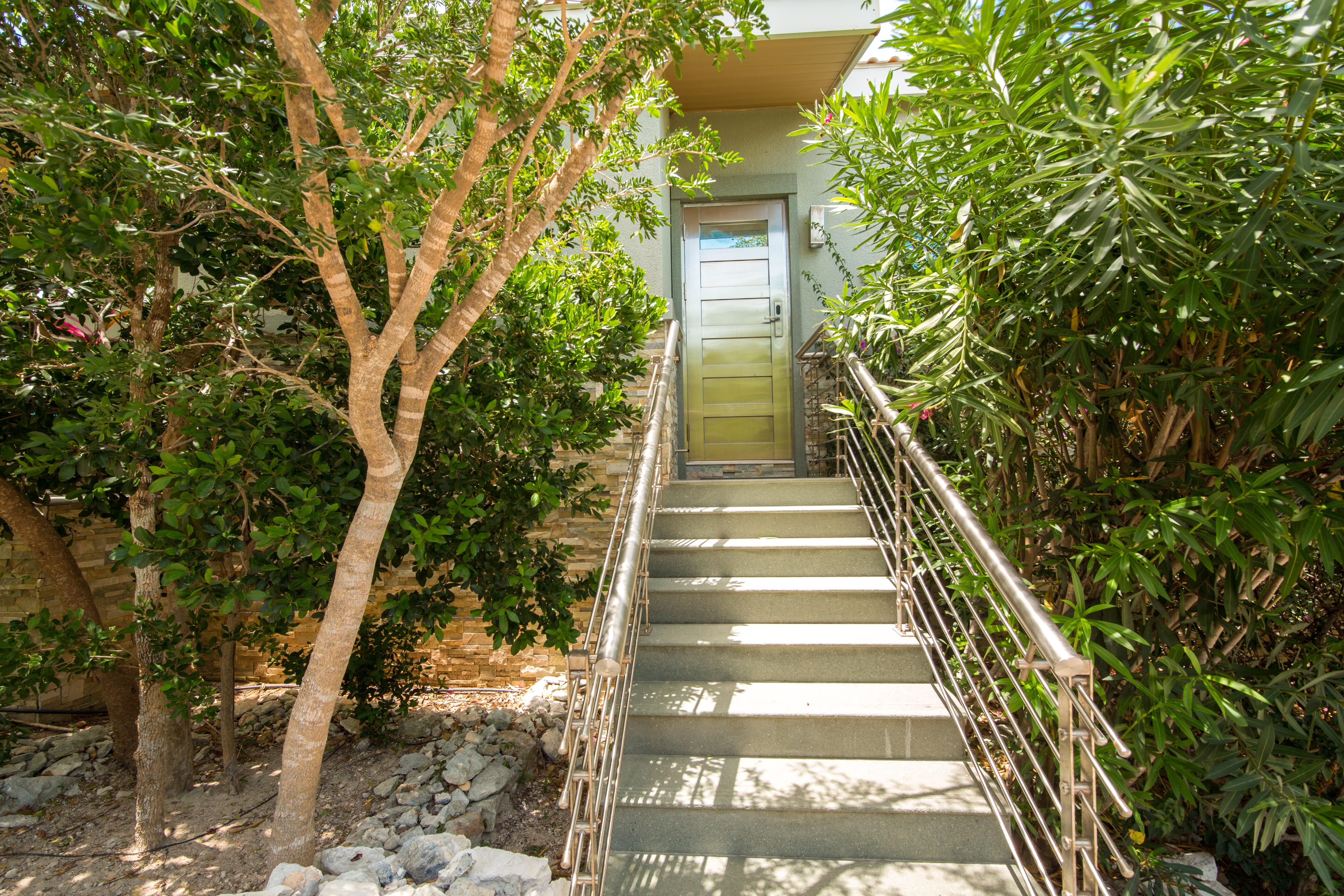 One On Marlin Resort (Adults Only) Turtle Cove Exterior photo
